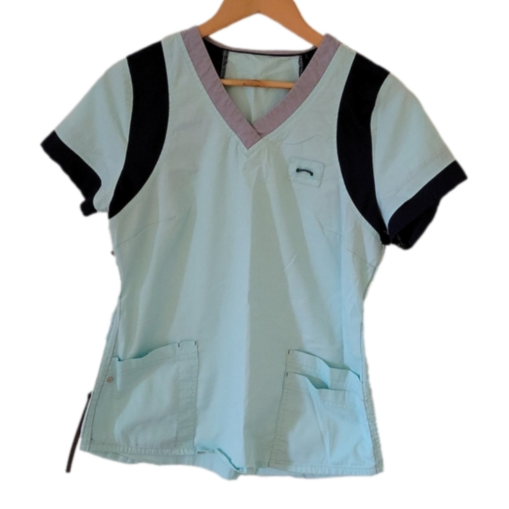 SCRUB TOP UNIFORM
